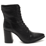 BOTA CLASSIC EM COURO PRETO
