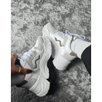 Tênis Feminino Casual Recortes Branco e Cinza
