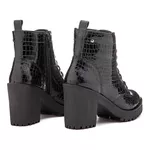 Bota Cano Curto, Jade - Preta.