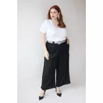 Blusa Podrinha Gola V Branca - Plus Size