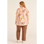 Blusa Bata Viscose Estampa Tropical Rosé - Plus Size