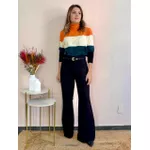 Calça Flare Alfaiataria Recortes