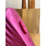 CLUTCH CONCHA FUCSIA 