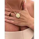 COLAR PINGENTE NOSSA SENHORA DAS GRAÇAS CRAVEJADO BANHADO A OURO