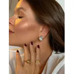 BRINCO PÉROLA ORGÂNICA M BANHADO A OURO 