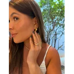 BRINCO TRIANGULO M BANHADO A OURO