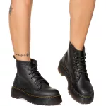 Coturno Estilo Inglês Cano Mid Preto