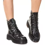 Coturno Estilo Inglês Milano Verniz Preto