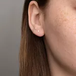 Brinco De Ouro 18k Com Pedra De Zircônia De 2,5mm