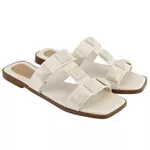Sandália Rasteira Scarlety Off White Com Metal Piramide