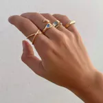 Anel de Dedinho Retangular Regulável Folheado em Ouro 18k