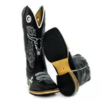 Bota Texana Masculina Couro Legítimo Látego Preto Bordado Boi e Cruz Salto Carrapeta