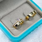 ALIANÇAS BELGICA COM 4 MM COM 15 PEDRAS DE ZIRCONIA COM SOLITARIO ELISA 