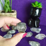 PEDRA BRUTA LODOLITA - CRISTAL DA MANIFESTAÇÃO