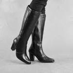 Bota Feminina Cano Alto Bico Fino com Salto Bloco em Couro Legitimo
