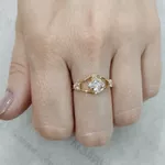 Anel Dois Fios SolitÁrio Semijoia Banho De Ouro 18k Com 2 ZircÔnias Laterias e 1 ZircÔnia Quadrada Central