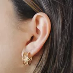 Brinco Argola Cravejada de Zircônias Banho de Ouro 18K