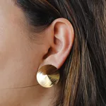 Brinco Chapa Redonda Escovada G Banho de Ouro 18K