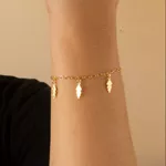 Pulseira Pingentes de Folha Trabalhada Banho de Ouro 18K