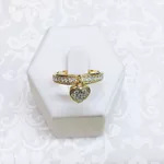 Anel Pingente De Coração Semijoia Banho De Ouro 18k Cravejado Com Zircônias Brancas Detalhes Em Ródio