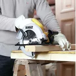 SERRA CIRCULAR 7.1/4" 1400W 220V DWE560B2 DEWALT