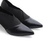 Bota Bico Fino Couro Eiffel Preta