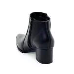 Bota Bico Fino Couro Chamonix Preto 