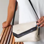 Bolsa de Couro - LUZ - Off White e Preto 