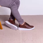 Tênis Casual Masculino Vancouver em Couro Café Sola Branca 6030