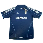 Camisa Retrô Real Madrid Away II R. CARLOS 3 - 2005-06