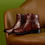 Bota Molly Feminina Melissa Cano Curto com Detalhes Metálicos Café