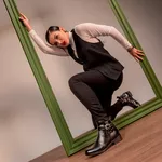 Bota Molly Feminina Melissa com Ziper e Fivelas Preta