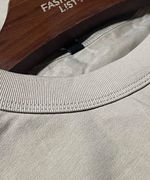 Camiseta Oversized Areia Masculina Gola Alta – Premium e Estruturada