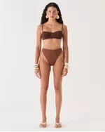 CALCINHA BIQUÍNI HOT PANTS CAVADA MARROM LIZ