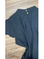 Blusa Manga Curta Crepe Preta