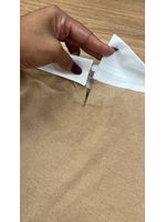 Blusa Tricô Bege Gola Bordada 