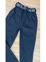 Calça Cenoura Preta com Cinto 