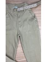 Calça Cenoura com Cinto Detalhado Caramelo