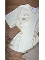 Blusa T-shirt com Broche Amarelo Manteiga