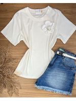 Blusa T-shirt com Broche Branca
