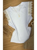 Blusa Manga Detalhe Guipir Branca