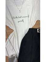 Blusa Tee Shirt Frase Off White