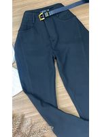 Calça Alfaiataria com Cinto Preta 