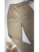 Calça Cenoura com Cinto Bege