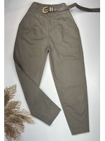 Calça Cenoura com Cinto Cinza