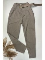 Calça Cenoura Cinza com Cinto