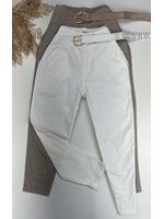 Calça Cenoura Branca com Cinto