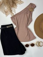 Blusa Canelada Nula manga com Detalhe Fivela Bege