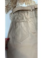 Calça Cenoura Bege com Cinto de Elástico 