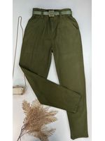 Calça Cenoura Com Cinto Encapado Verde